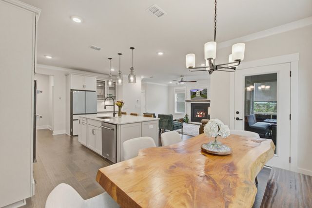 517 Spring Hollow Drive, Charleston, SC 29492