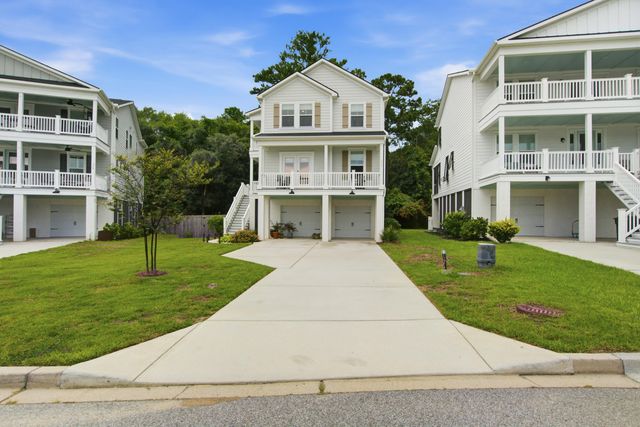 517 Spring Hollow Drive, Charleston, SC 29492