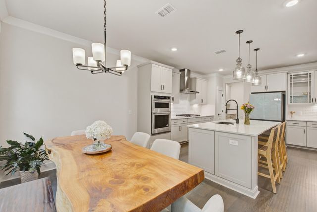517 Spring Hollow Drive, Charleston, SC 29492