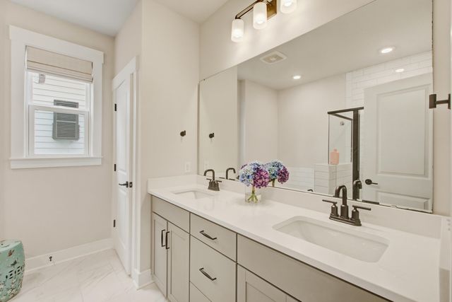 517 Spring Hollow Drive, Charleston, SC 29492