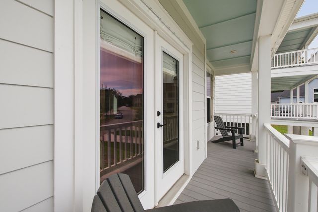 517 Spring Hollow Drive, Charleston, SC 29492