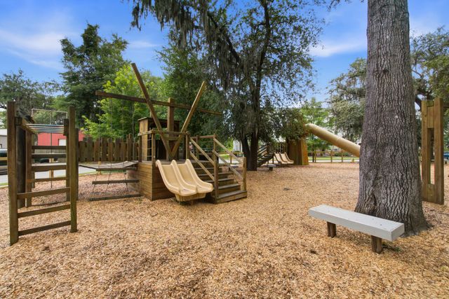 517 Spring Hollow Drive, Charleston, SC 29492