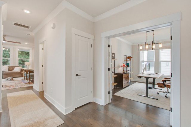 517 Spring Hollow Drive, Charleston, SC 29492