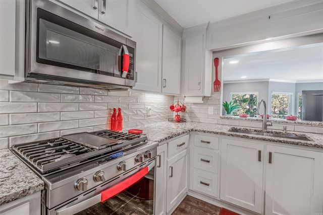 7 Edenwood Ln, North Little Rock, AR 72116