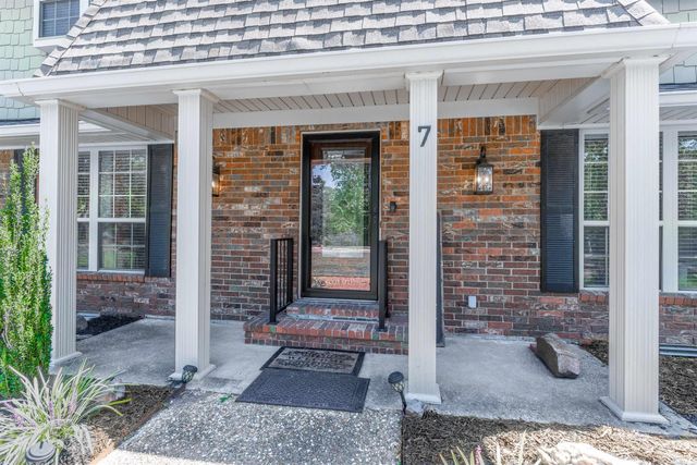 7 Edenwood Ln, North Little Rock, AR 72116