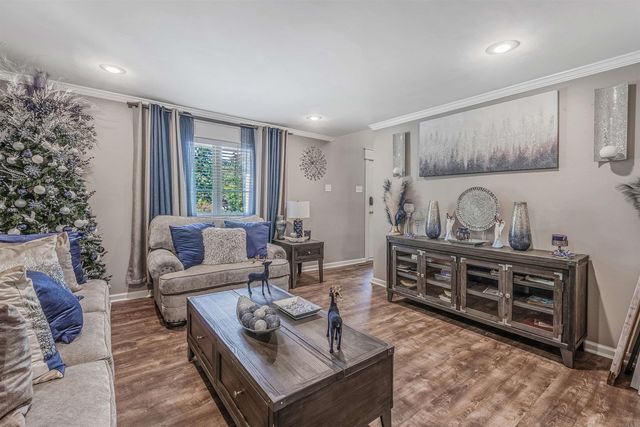 7 Edenwood Ln, North Little Rock, AR 72116