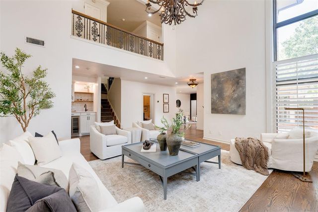 6206 Waterford Boulevard 65, Oklahoma City, OK 73118