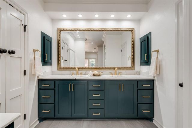 6206 Waterford Boulevard 65, Oklahoma City, OK 73118