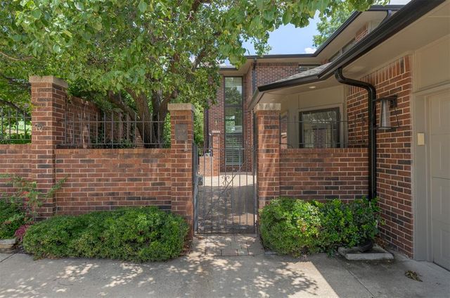 6206 Waterford Boulevard 65, Oklahoma City, OK 73118