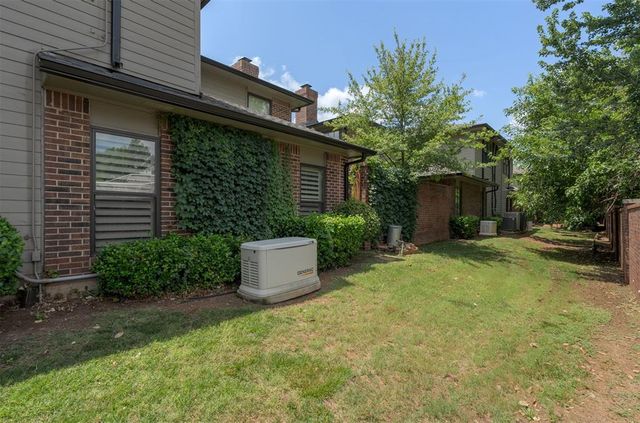 6206 Waterford Boulevard 65, Oklahoma City, OK 73118