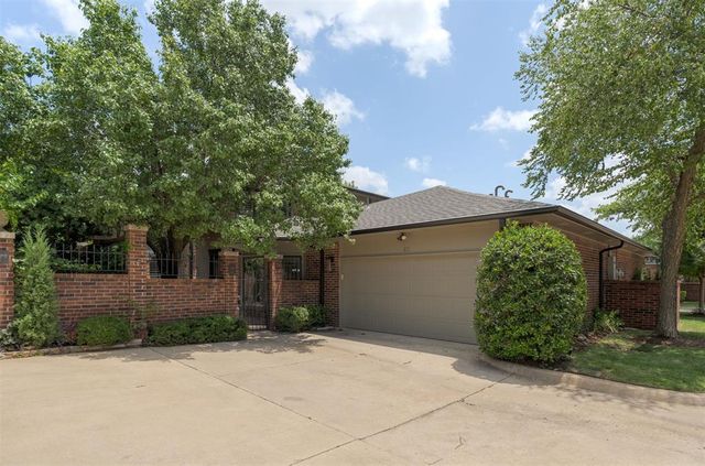 6206 Waterford Boulevard 65, Oklahoma City, OK 73118