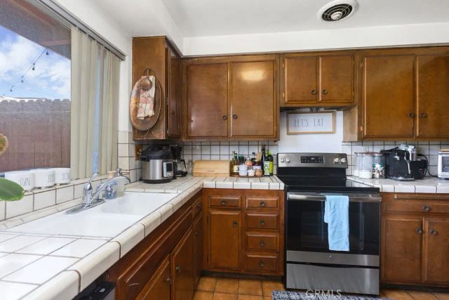 4124 E Theresa, Long Beach, CA 90814