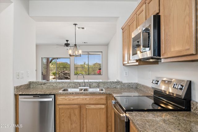 2501 W Lewis and Clark Trail, Anthem, AZ 85086