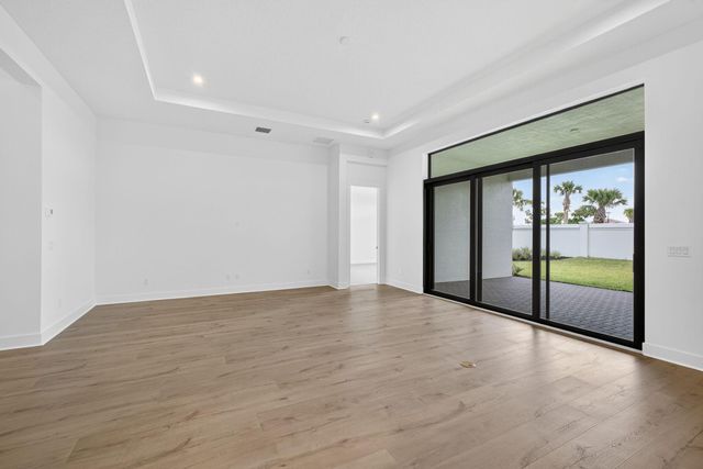 9512 St Germain Drive, Palm Beach Gardens, FL 33412