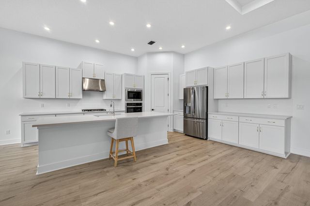 9512 St Germain Drive, Palm Beach Gardens, FL 33412