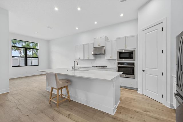 9512 St Germain Drive, Palm Beach Gardens, FL 33412