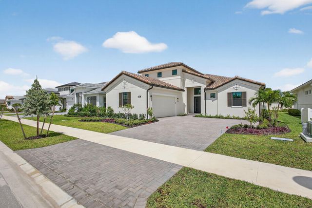 9512 St Germain Drive, Palm Beach Gardens, FL 33412