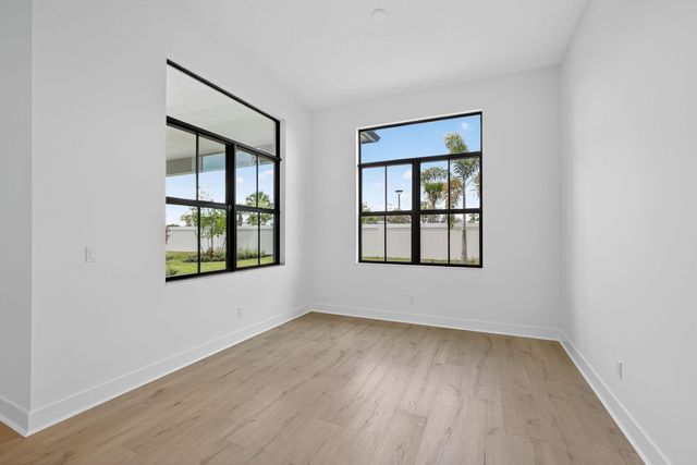 9512 St Germain Drive, Palm Beach Gardens, FL 33412