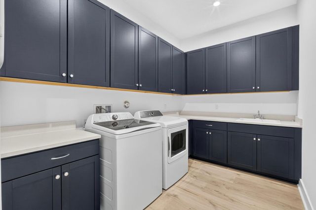 9512 St Germain Drive, Palm Beach Gardens, FL 33412