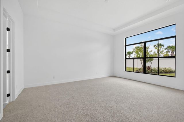 9512 St Germain Drive, Palm Beach Gardens, FL 33412