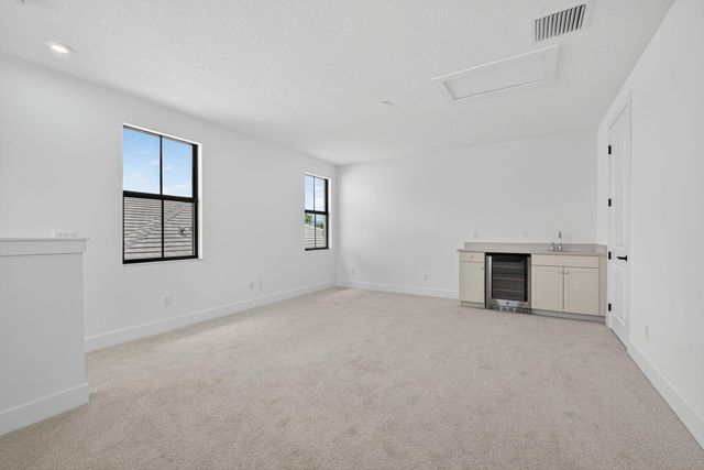 9512 St Germain Drive, Palm Beach Gardens, FL 33412