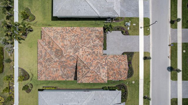 9512 St Germain Drive, Palm Beach Gardens, FL 33412