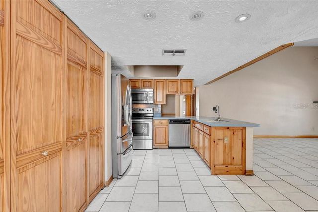 1604 SOUTHWIND DRIVE, Brandon, FL 33510