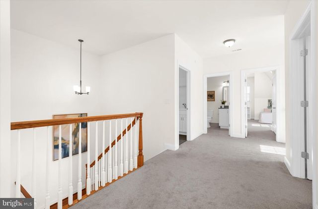 6022 CREEKSIDE DR, Flourtown, PA 19031