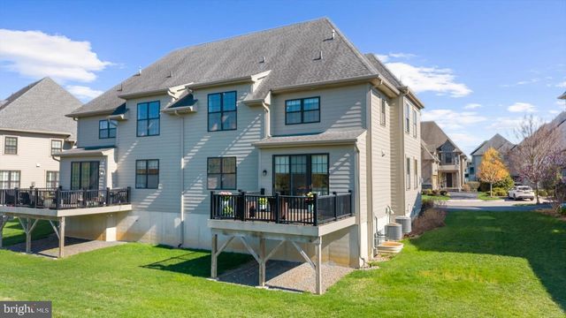 6022 CREEKSIDE DR, Flourtown, PA 19031