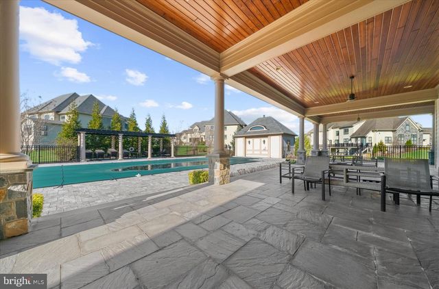 6022 CREEKSIDE DR, Flourtown, PA 19031
