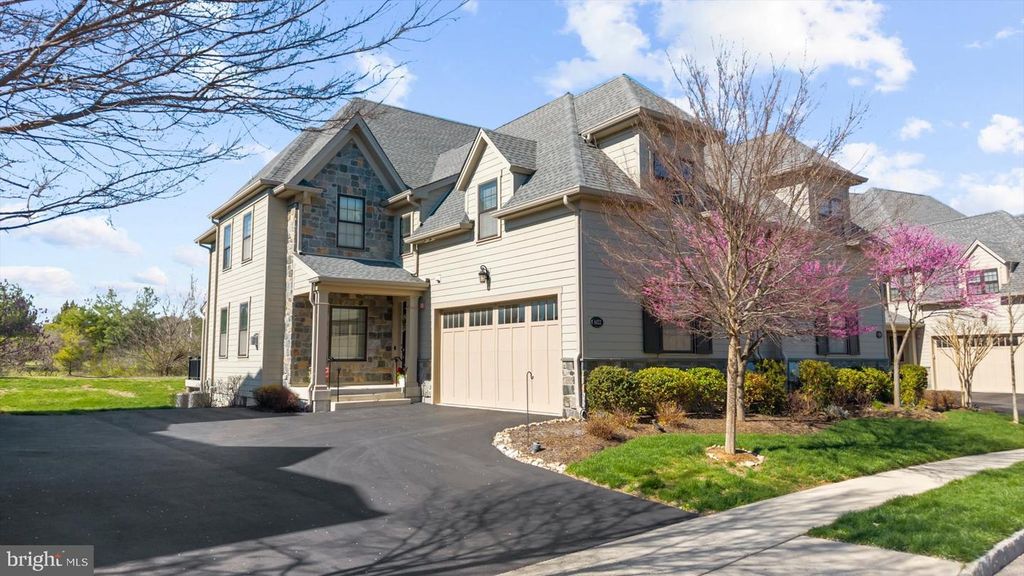 6022 CREEKSIDE DR, Flourtown, PA 19031