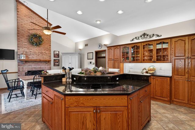 67 FAIRFIELD LN, Chester Springs, PA 19425