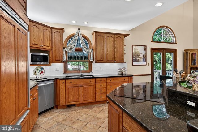 67 FAIRFIELD LN, Chester Springs, PA 19425