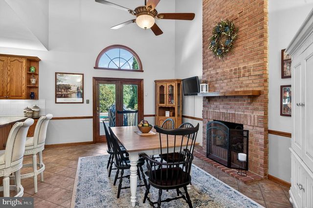 67 FAIRFIELD LN, Chester Springs, PA 19425