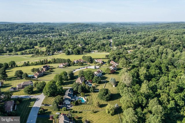 67 FAIRFIELD LN, Chester Springs, PA 19425