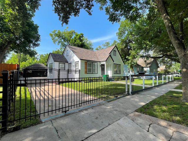 7709 Edna Street, Houston, TX 77087