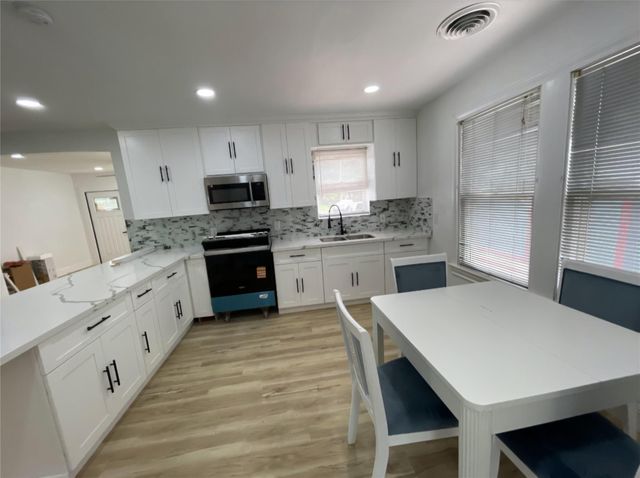 7709 Edna Street, Houston, TX 77087