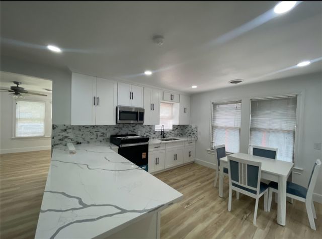 7709 Edna Street, Houston, TX 77087