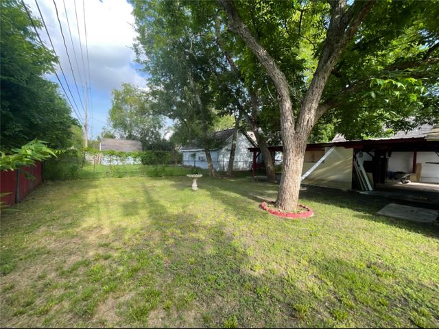 7709 Edna Street, Houston, TX 77087