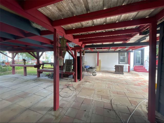 7709 Edna Street, Houston, TX 77087