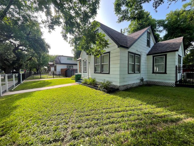 7709 Edna Street, Houston, TX 77087
