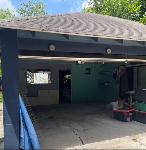 7709 Edna Street, Houston, TX 77087