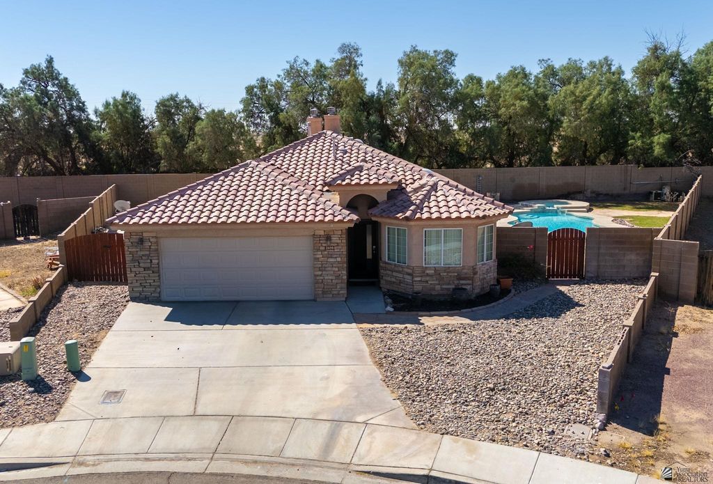 2698 S Otondo Dr, Yuma, AZ 85365