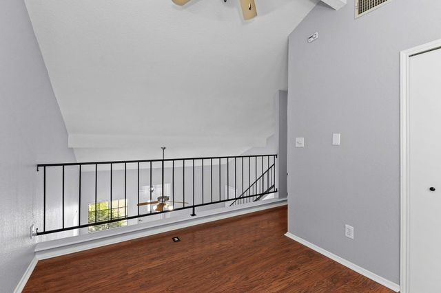 2300 Dowd LN, Austin, TX 78728