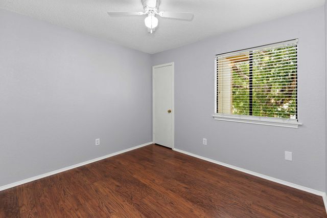 2300 Dowd LN, Austin, TX 78728