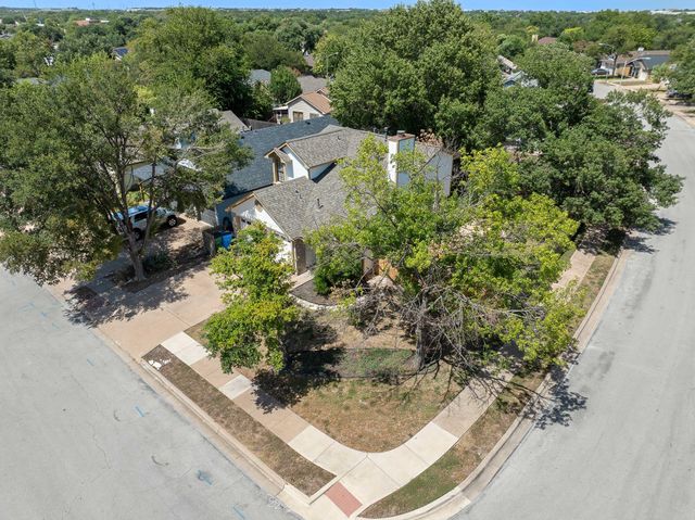 2300 Dowd LN, Austin, TX 78728