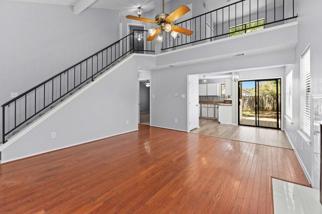 2300 Dowd LN, Austin, TX 78728