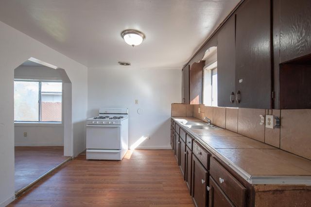 330 Harrison Avenue, Sanger, CA 93657