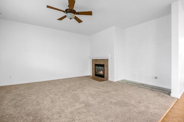 1942 N Sonoma Court, Hanford, CA 93230