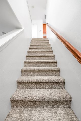 1942 N Sonoma Court, Hanford, CA 93230